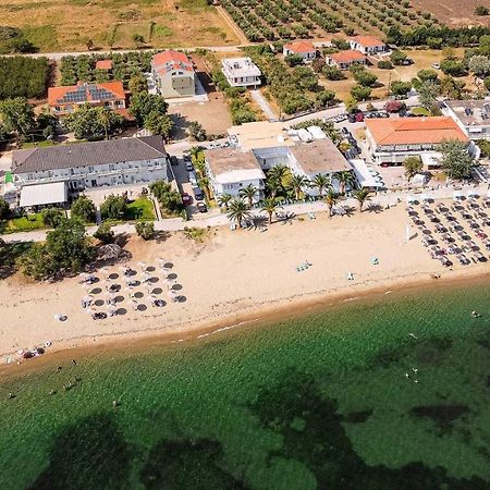 Estelle Family Luxury Apartments & Suites Gerakini Exterior foto
