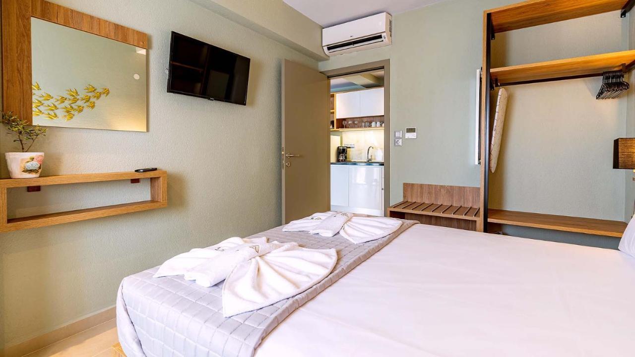 Estelle Family Luxury Apartments & Suites Gerakini Exterior foto